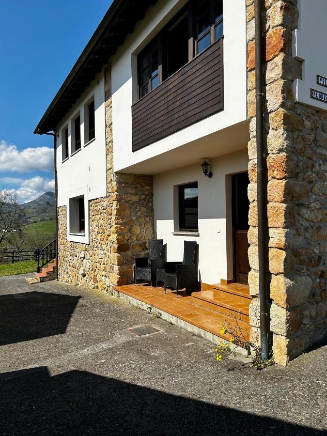 Casa La Maestra Appartement Arriondas Buitenkant foto
