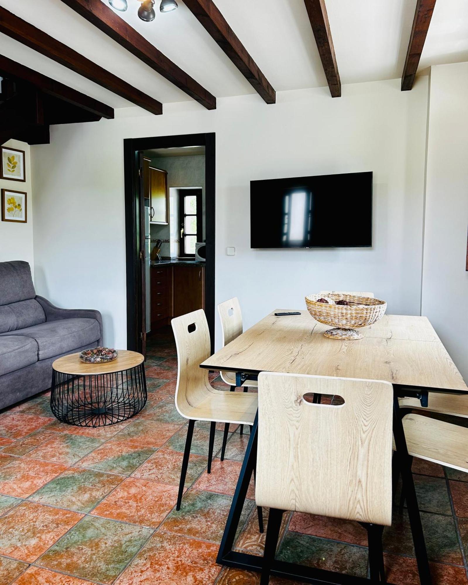 Casa La Maestra Appartement Arriondas Buitenkant foto