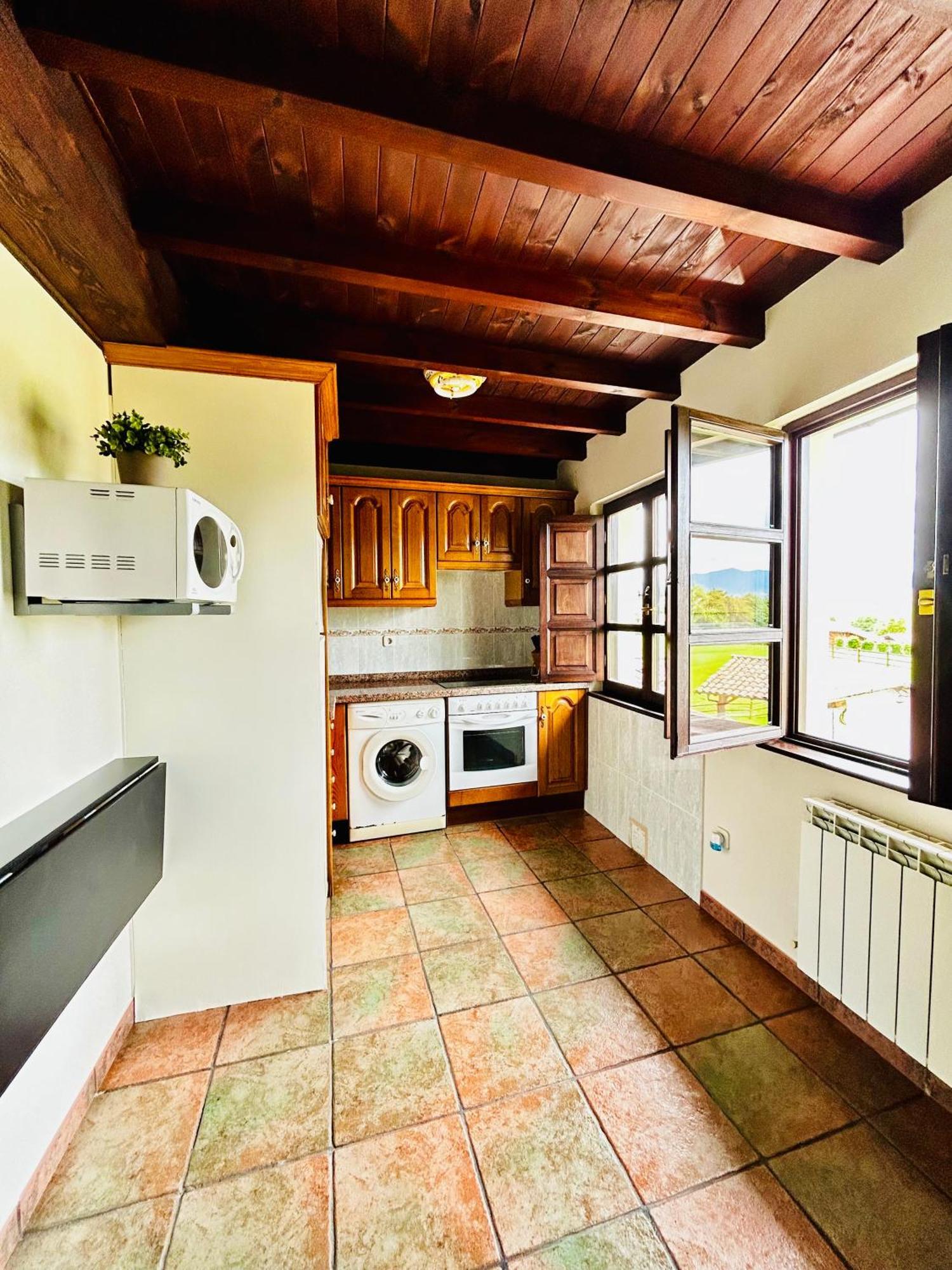 Casa La Maestra Appartement Arriondas Buitenkant foto